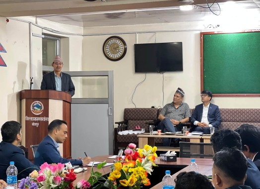 आज मिति २०८३/०६/०८ गते नेपाल सरकारका मुख्य सचिव श्रीमान् गोविन्द्र बहादुर कार्कीज्यू र भूमि व्यवस्था, सहकारी, संघीय मामिला तथा सामान्य प्रशासन मन्त्रालयका सचिव श्रीमान् मदन भुजेलज्यूबाट जिल्ला स्थित कार्यालय प्रमुखहरुसँग गरिएको अन्तर्क्रिया तथा निर्देशन क