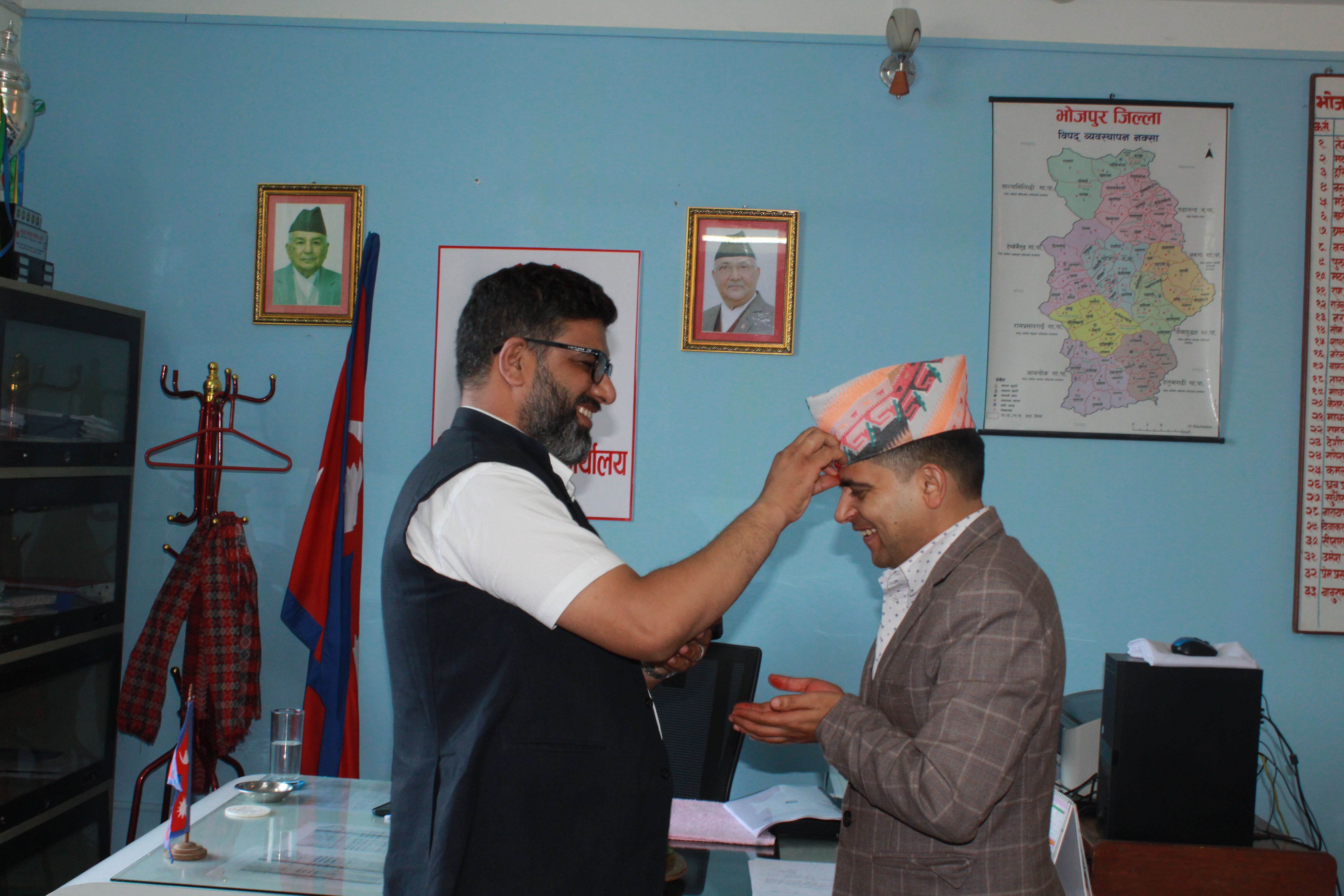 गृह मन्त्रालय सरुवा भई जानुभएका प्रमुख जिल्ला अधिकारी श्री सुरेश पन्थी ज्युको फेरी भेटौला कार्यक्रम...